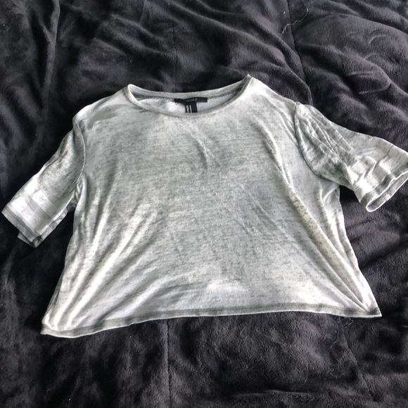 gray cropped t shirt from forever 21 - Picture 1 of 3